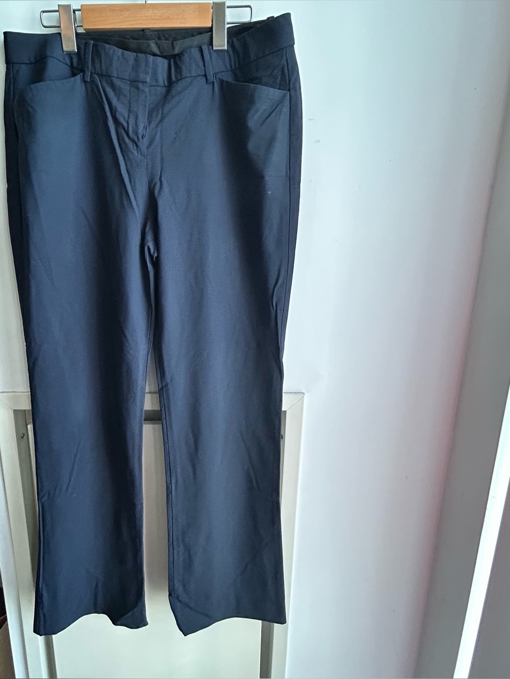 J Crew wool “Favorite Fit” trouser dress Pants Tollegno 1900 Italy Size 10 Black